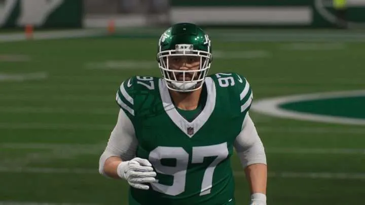 Harrison Phillips on Madden 26